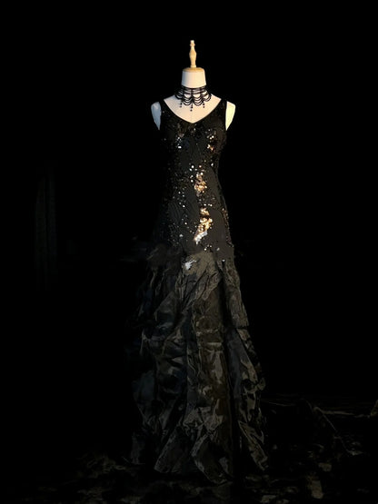 Robe de bal longue vintage sirène à col en V, années 1950, en satin noir ornée de perles et de pierres précieuses. Idéale pour une soirée, un 18e anniversaire ou une remise de diplôme (N920).