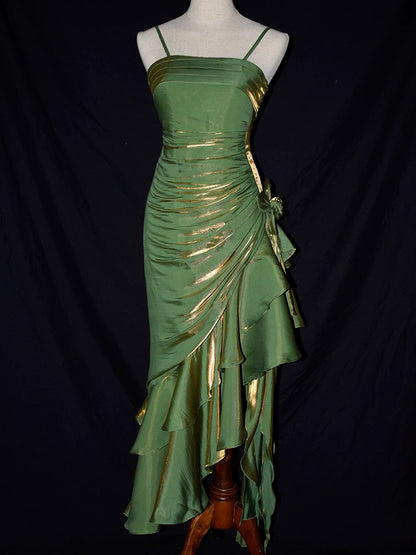 Robe de bal vintage années 1950, bretelles spaghetti asymétriques, inspiration robe de soirée longue rétro, tenue pour un 18e anniversaire AB2342