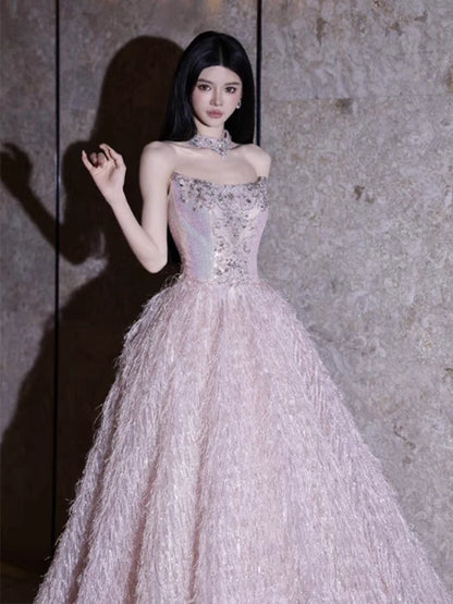 Robe de bal de princesse rose bustier ornée de perles - Inspiration robes de soirée longues - Tenues pour un 18e anniversaire AB2233
