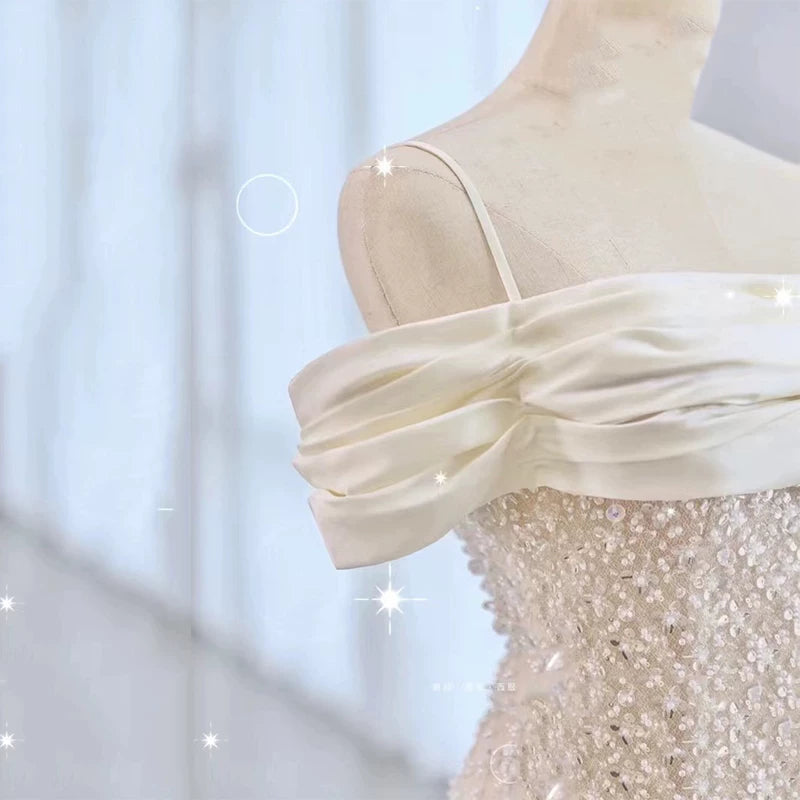 Robe de bal sirène à fines bretelles et sequins blancs, inspiration robe de soirée longue pour un 20e anniversaire AB2336