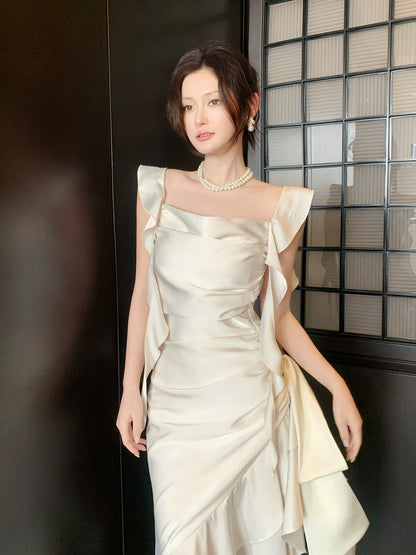 Robe de bal élégante sirène en satin soyeux blanc, col carré, longueur cheville, idéale pour une soirée d'anniversaire ou un 16e anniversaire (AB2423)