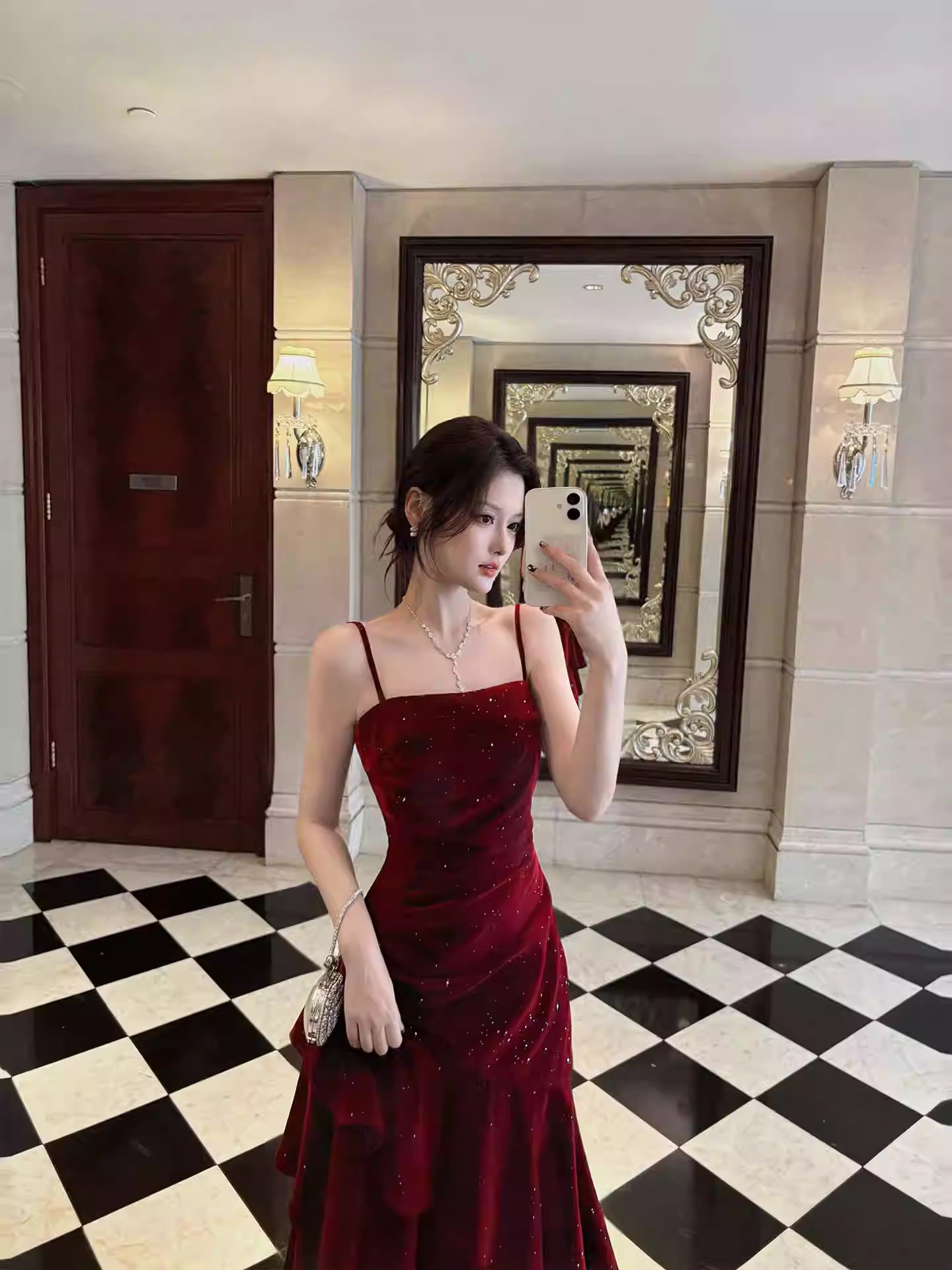 Modest Mermaid Spaghetti Straps Burgundy Velvet Long Prom Dresses Wedding Guest Dress 20th Birthday Outfits AB2485