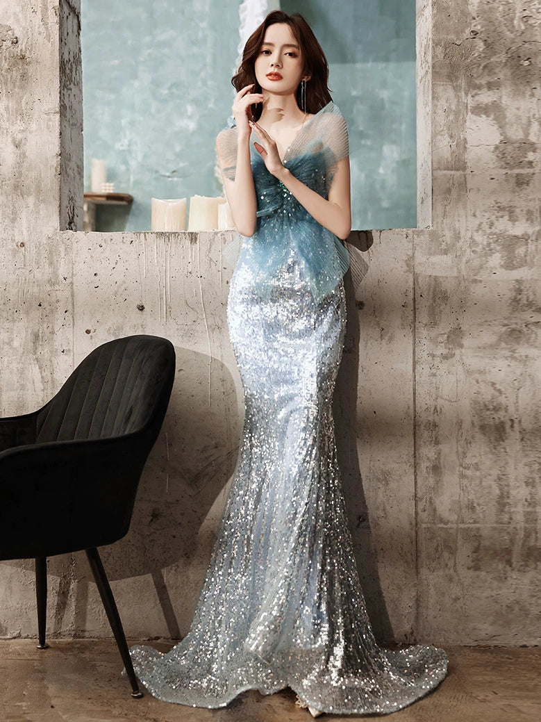Elegantes, trägerloses, blaues Pailletten-Abendkleid im Meerjungfrauenstil – Inspiration für lange Partys und den 20. Geburtstag AB2329