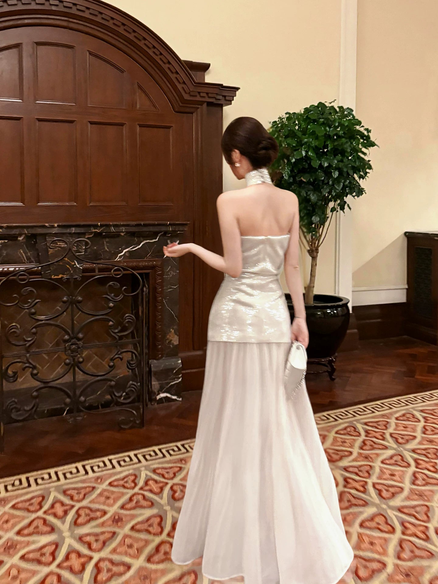 Robe de bal élégante sirène ivoire longueur cheville, dos nu, tenue pour une soirée d'anniversaire ou un 17e anniversaire AB2484
