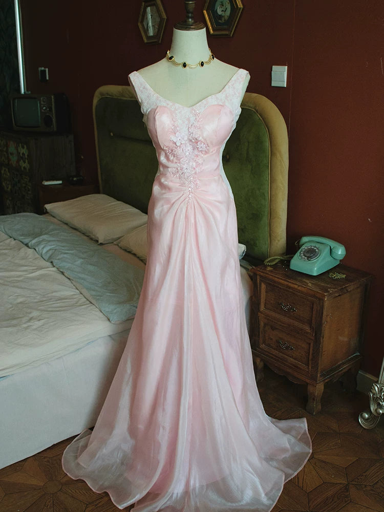 Robe de bal vintage années 1960, rose, col en V, volants et dentelle, inspiration robe de soirée longue, tenue pour un 18e anniversaire AB2379