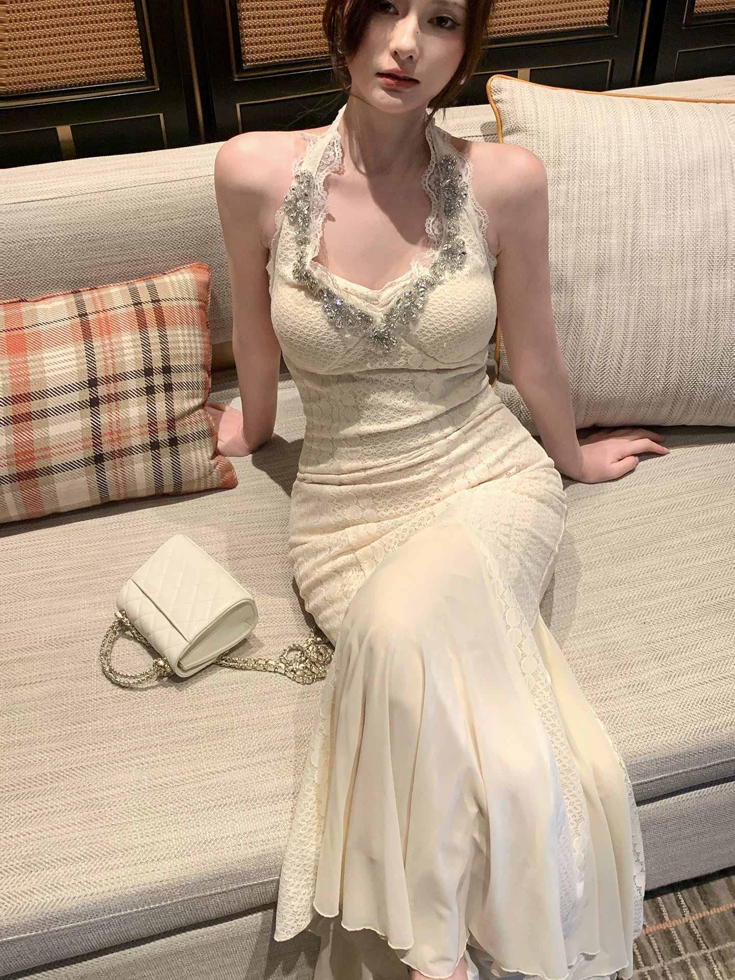 Robe de bal sirène dos nu en dentelle ivoire, style modeste, idéale pour un mariage, une soirée d'anniversaire ou une fête de 18 ans (AB2424)