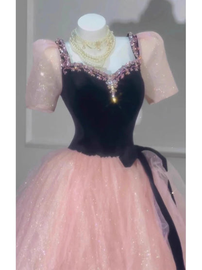 Robe de bal princesse décolletée en cœur, manches courtes, corsage en tulle rose, inspiration robes de soirée longues, tenues pour un 20e anniversaire AB2267