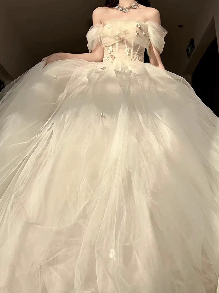 Robe de bal princesse épaules dénudées en tulle champagne, inspiration robes de soirée longues, tenues pour un 20e anniversaire AB2237