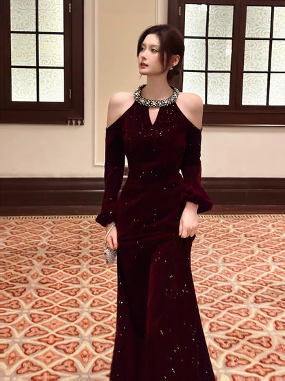 Robe de bal sirène sexy en velours bordeaux à col bijou, manches longues et longueur cheville, idéale pour un mariage ou un 22e anniversaire (AB2499)