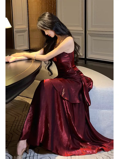 Elegantes, burgunderrotes Meerjungfrauen-Abendkleid mit Spaghettiträgern, ideal für Highschool-Absolventinnen, Tanzveranstaltungen und den 20. Geburtstag (AB2502).