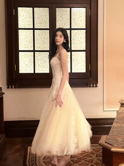 Robe de bal simple en dentelle, longueur cheville, bretelles spaghetti, coupe trapèze, idéale pour une soirée d'anniversaire ou un 17e anniversaire (AB2510)