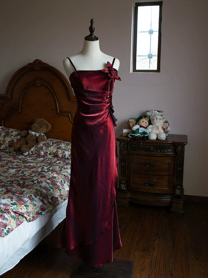 Robe de bal vintage années 1950, bretelles spaghetti, bordeaux, inspiration robe de soirée longue rétro, tenue pour un 18e anniversaire AB2357