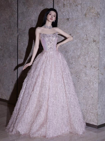 Robe de bal de princesse rose bustier ornée de perles - Inspiration robes de soirée longues - Tenues pour un 18e anniversaire AB2233