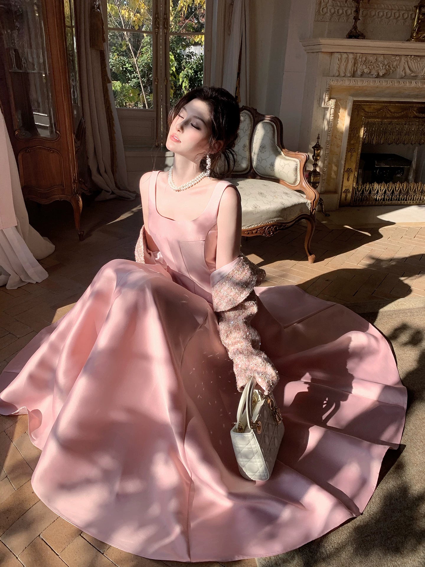 Robe de bal élégante en satin rose, coupe trapèze, col carré, longueur cheville, idéale pour une soirée d'anniversaire ou un 17e anniversaire (AB2444)