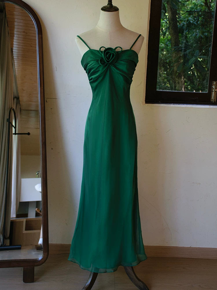 Robe de bal vintage années 60, coupe trapèze, bretelles spaghetti, vert foncé, inspiration robe de soirée longue, tenue pour un 18e anniversaire AB2385
