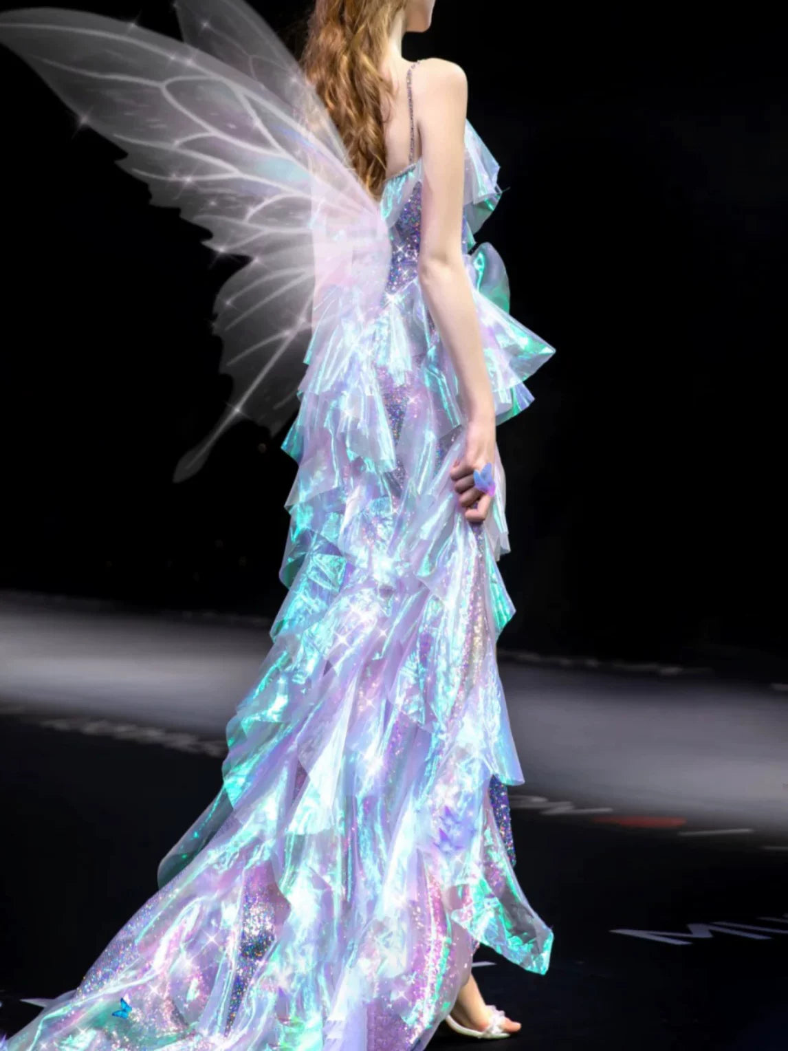 Robe de bal longue à bretelles spaghetti asymétriques et volants, inspiration robe de soirée, tenue pour un 19e anniversaire AB2280