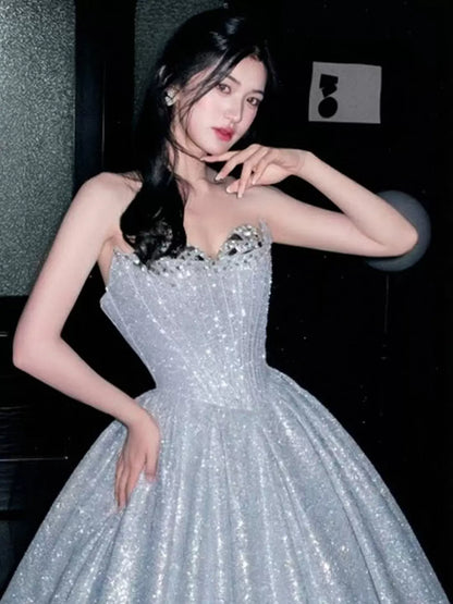 Robe de bal scintillante 2026, sans bretelles, sequins bleus, inspiration pour les bals de fin d'année, robes de soirée longues, tenues pour un 19e anniversaire AB2265