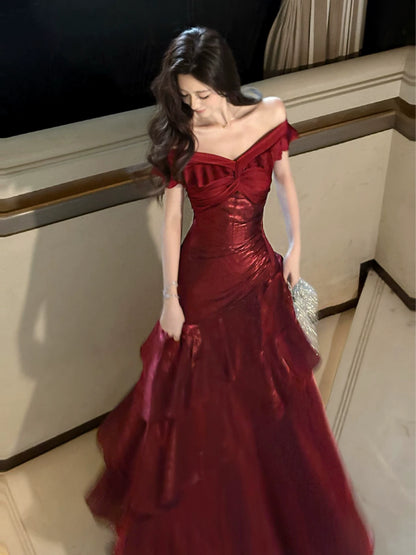 Robe de bal longue bordeaux élégante à épaules dénudées, style sirène, idéale pour une soirée d'anniversaire ou une fête de 16 ans (AB2460)