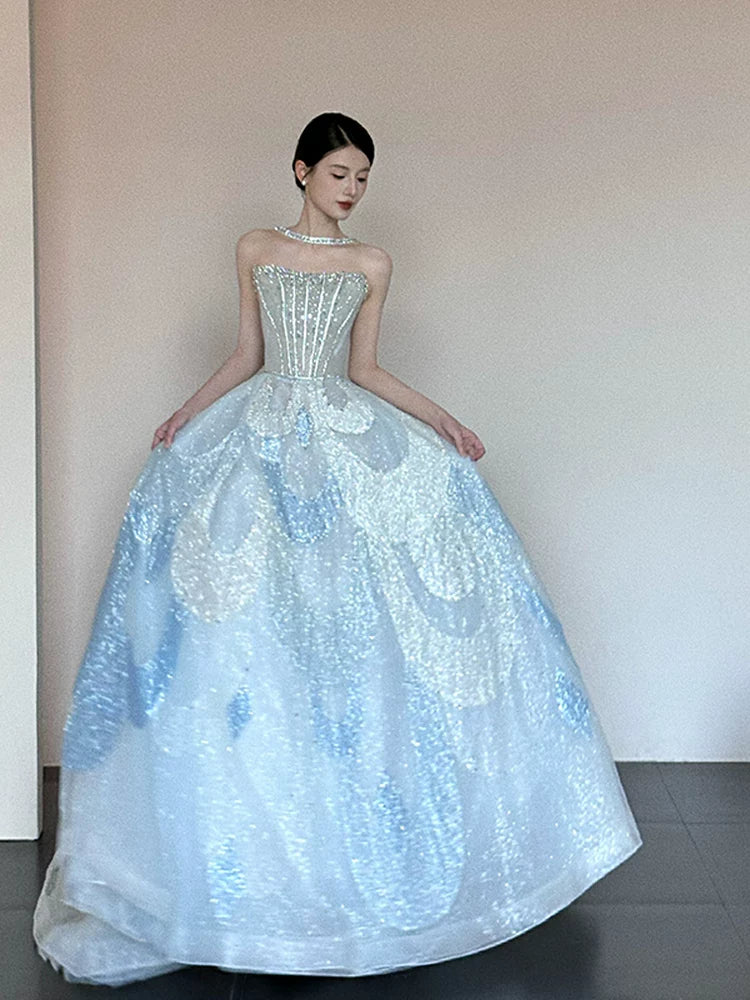 Robe de bal bustier bleue unique - Inspiration pour une longue soirée - Tenue pour un 20e anniversaire AB2241