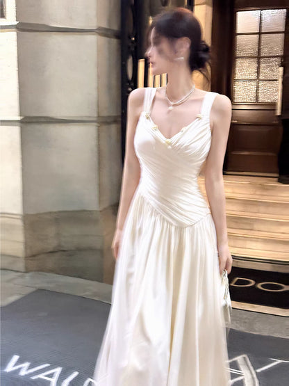 Robe de soirée longue en satin ivoire, coupe trapèze, bretelles discrètes, idéale pour un mariage ou un anniversaire (20 ans) AB2496