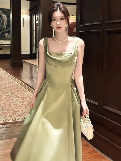 Robe de bal élégante en satin vert, coupe trapèze, col carré, longueur cheville, idéale pour une soirée d'anniversaire ou un 17e anniversaire (AB2481)
