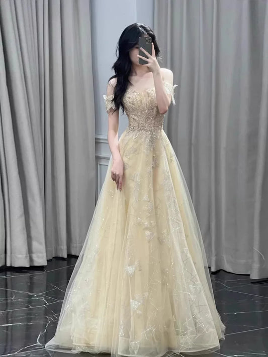 Einzigartiges, schulterfreies, goldfarbenes A-Linien-Abendkleid mit kurzen Ärmeln – Inspiration für Partys, Abendkleider und Outfits zum 20. Geburtstag AB2255
