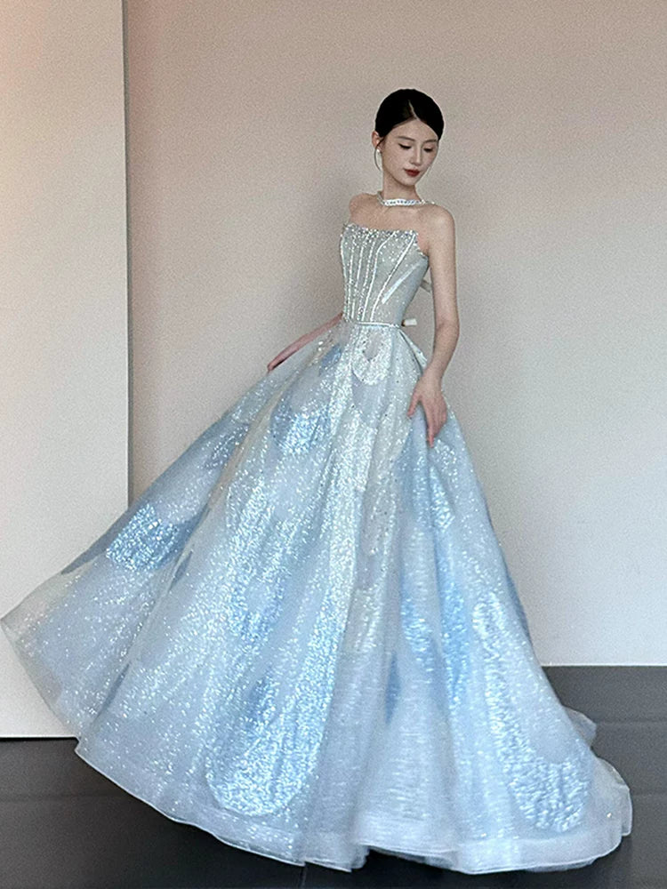 Robe de bal bustier bleue unique - Inspiration pour une longue soirée - Tenue pour un 20e anniversaire AB2241