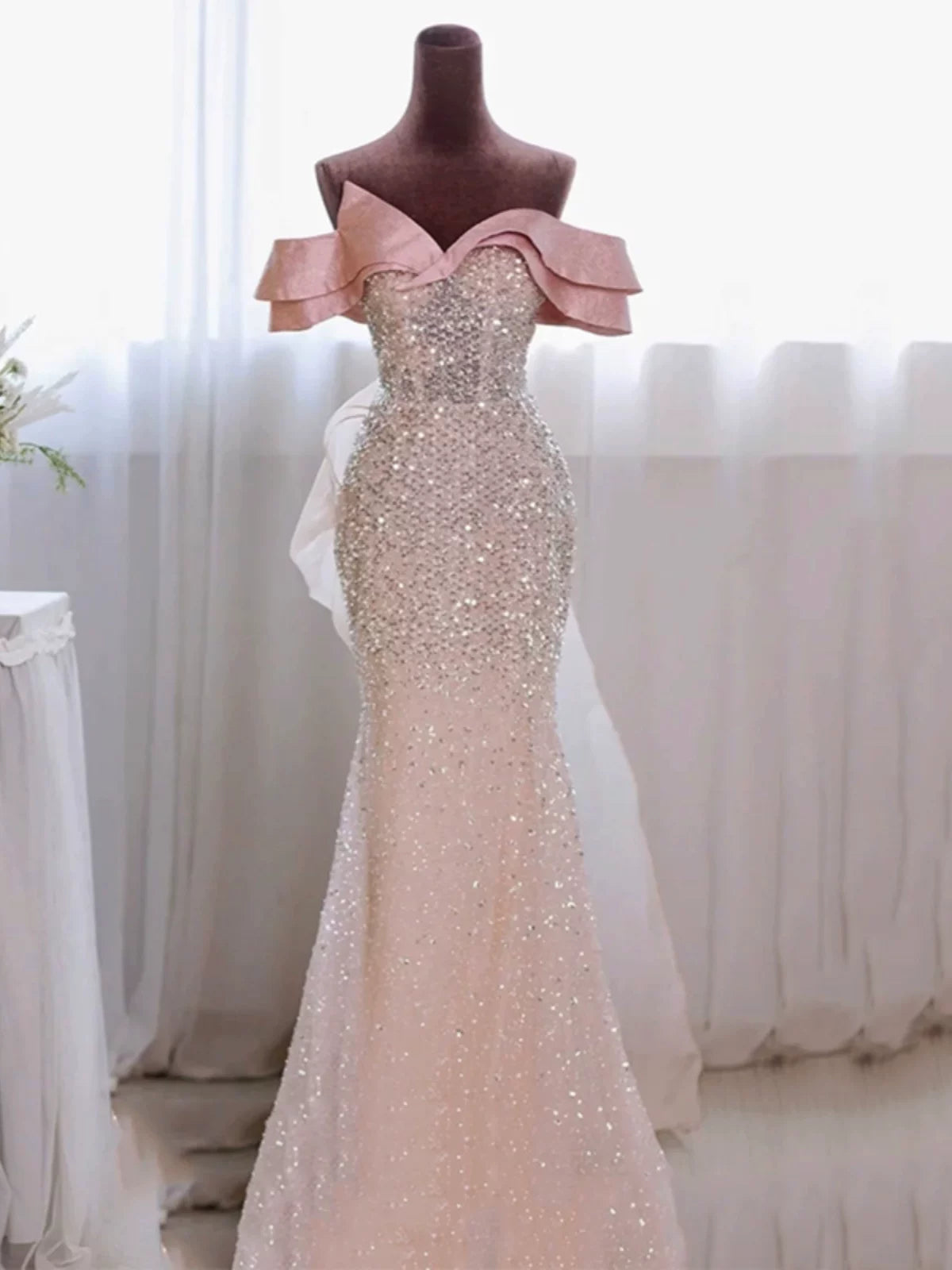 Robe de soirée sirène scintillante à épaules dénudées, robe de bal à sequins roses, robe de fête longue, tenue pour un 19e anniversaire AB2324