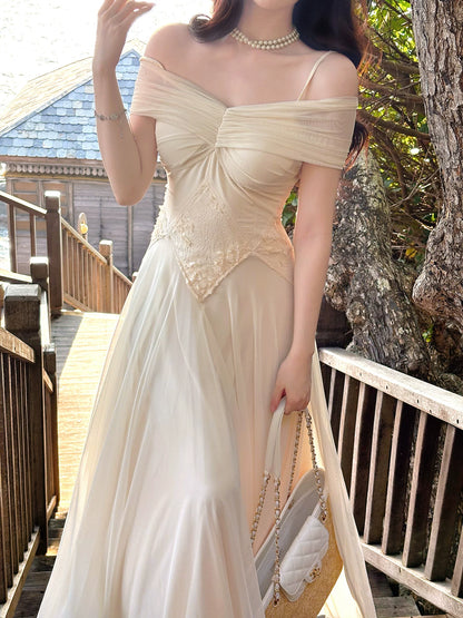 Elegantes, ärmelloses, langes A-Linien-Abendkleid aus champagnerfarbenem Chiffon mit Spaghettiträgern – Outfit für den 18. Geburtstag AB2409