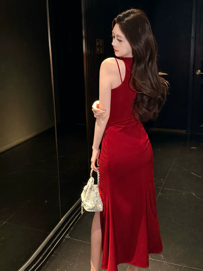 Robe de bal élégante en satin rouge, coupe fourreau, fente, longueur cheville, idéale pour une soirée d'anniversaire ou un 17e anniversaire (AB2461)