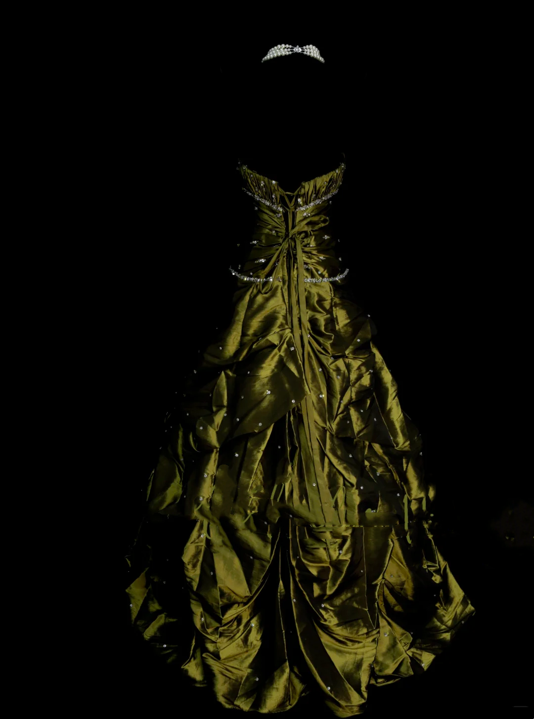 Bezauberndes, trägerloses Ballkleid aus olivgrünem Taft mit Perlenstickerei, langes Abendkleid für Damen OB003
