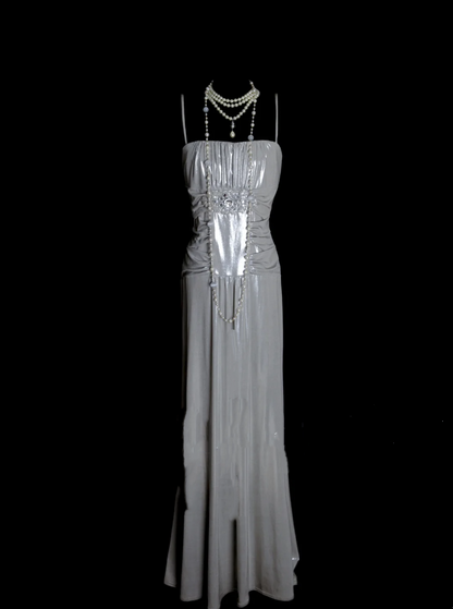 Robe de bal longue en satin gris argenté, coupe trapèze, bretelles spaghetti et plis - Inspiration robe de soirée formelle pour femme OB006