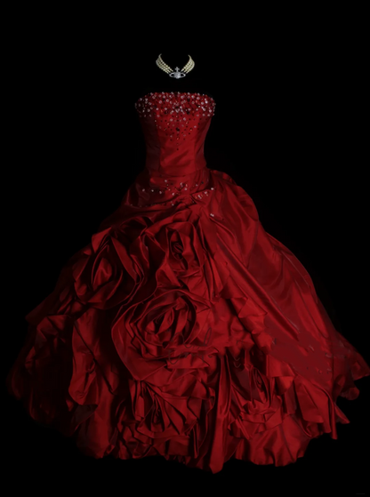 Robe de bal bustier unique en satin rouge bordeaux à plusieurs volants, robe de quinceañera longue pour les 15 ou 16 ans (OB010)