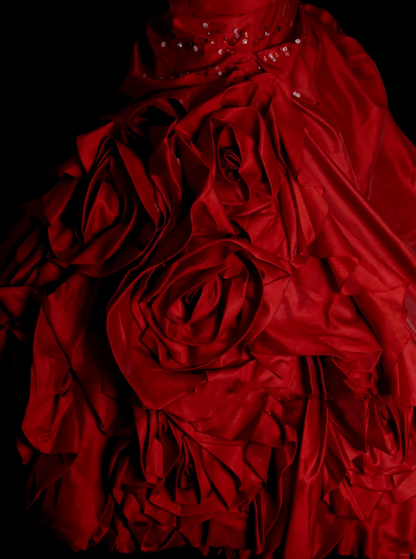 Robe de bal bustier unique en satin rouge bordeaux à plusieurs volants, robe de quinceañera longue pour les 15 ou 16 ans (OB010)