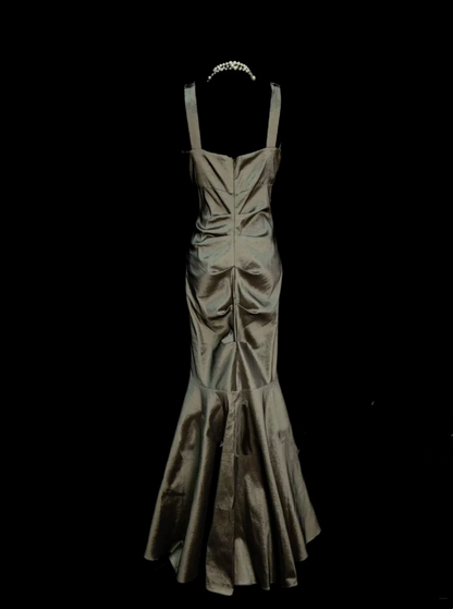 Idées de robes de bal longues en satin vert satiné, col montant et coupe sirène, avec plis, pour femmes - OB013