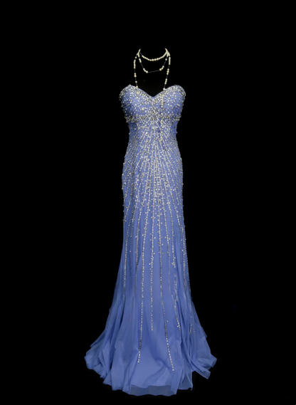 Elegantes, formelles Meerjungfrauen-Abendkleid mit Herzausschnitt, blauen Pailletten und Perlen – ein beeindruckendes langes Abendkleid für 2026 (OB027).
