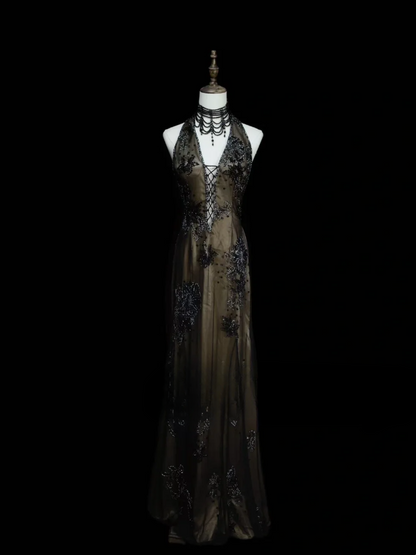 Elegantes, formelles Meerjungfrauen-Halterkleid aus schwarzem Tüll mit Perlen – ein beeindruckendes langes Ballkleid OB028