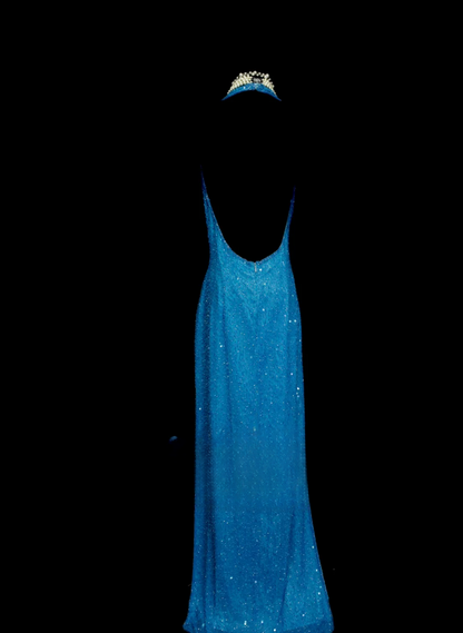 Elegantes, schlichtes Meerjungfrauen-Abendkleid mit Neckholder in Blau, inspiriert von rückenfreiem Pailletten-Stil, beeindruckt durch langes, formelles Abendkleid OB029