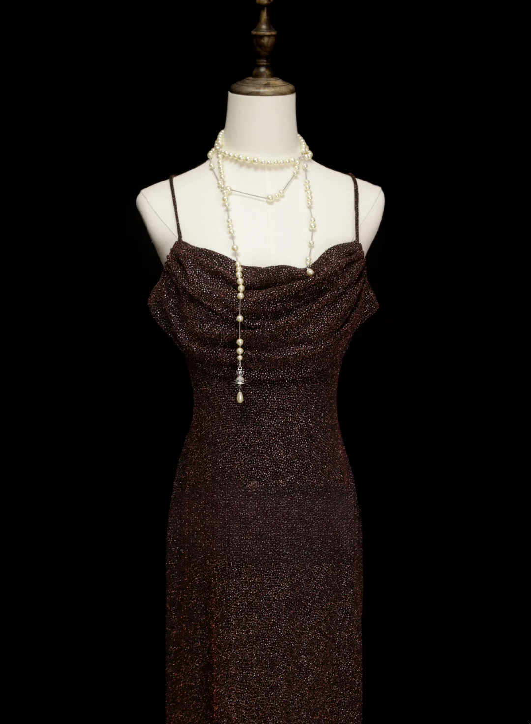 Elegantes, formelles A-Linien-Kleid mit Spaghettiträgern, braunem Paillettenbesatz, beeindruckendes langes Ballkleid, Abendkleid OB031