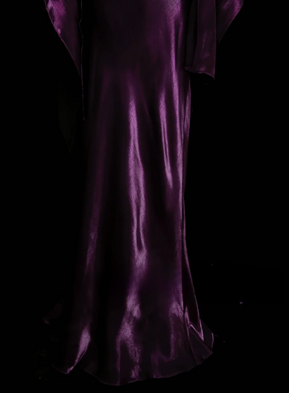 Robe de bal longue sirène chic et élégante en satin violet à fines bretelles et cape, référence OB032
