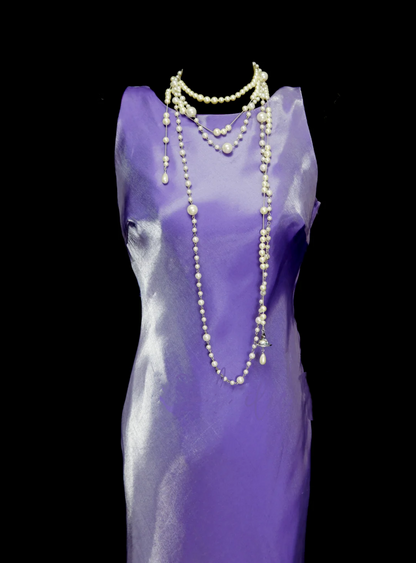 Robe de bal vintage sirène lilas sans manches et dos nu, longue, style années 70, inspiration tenue de soirée OB044