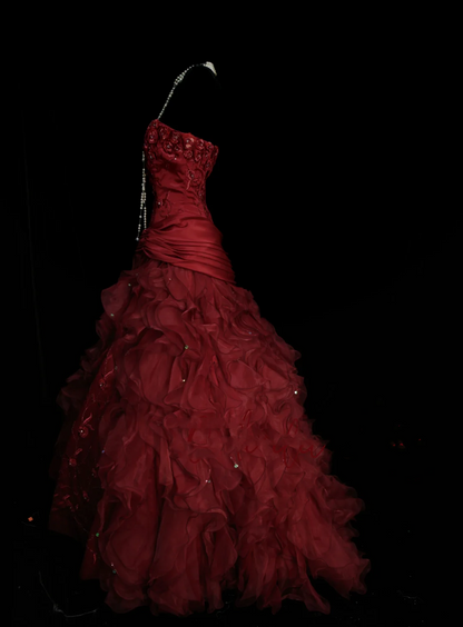 Robe de bal bustier bordeaux sans manches avec appliques, robe longue en satin pour femme, robe de quinceañera pour les 16 ans, tenue de quinceañera OB047