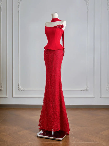 Robe de bal sirène flatteuse sans bretelles en satin rouge et dentelle, longue, idéale pour une soirée formelle ou un anniversaire (N387)