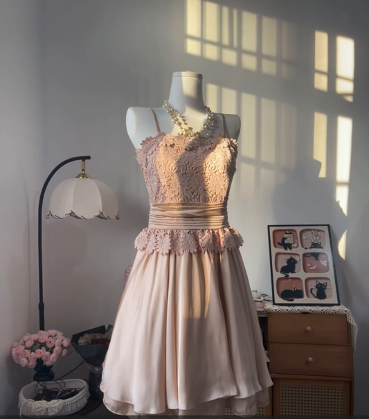 Vintage A Line Spaghetti Strap Pink Lace Chiffon With Corset Fitted Back 16th Birthday Homecoming Dress Graduation Outfits RB6805