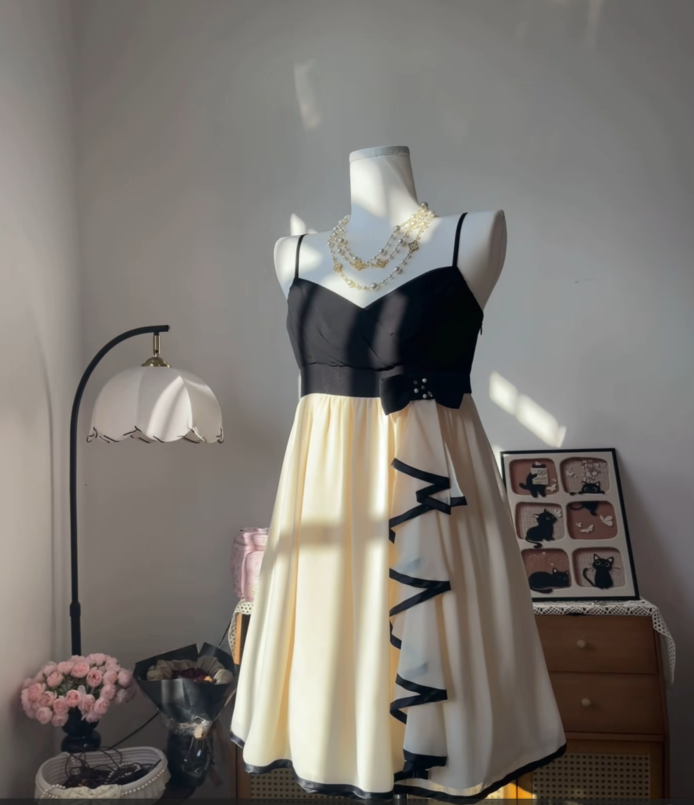 Elegant A line Spaghetti Strap Champagne Chiffon University Ideas Homecoming Dress Inspo Short High School Senior Graduation Outfit RB6980
