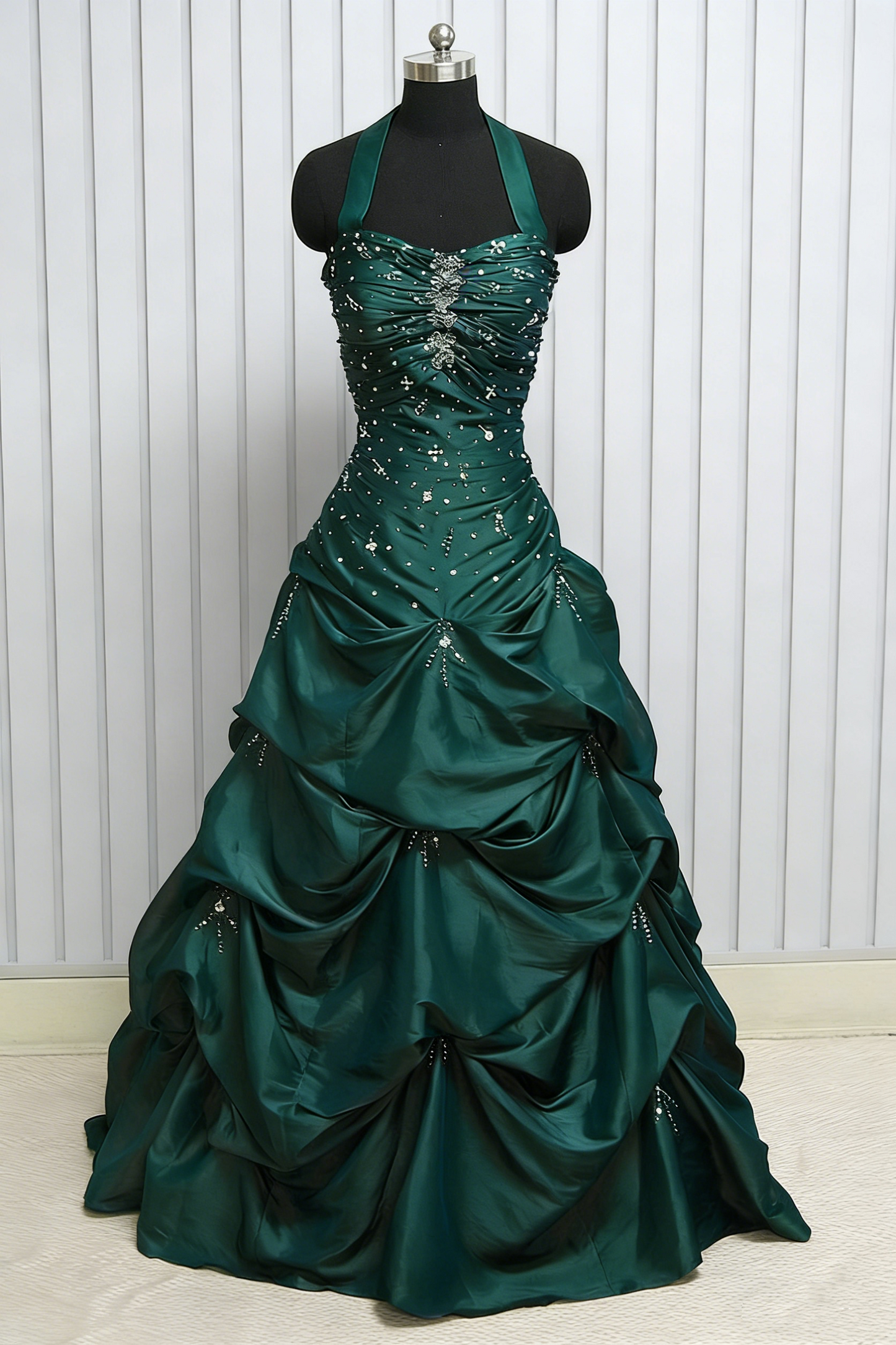 Hübsches Ballkleid Neckholder Grape Ballkleider Abendkleid 18. Geburtstag Outfits Abendkleid RA032
