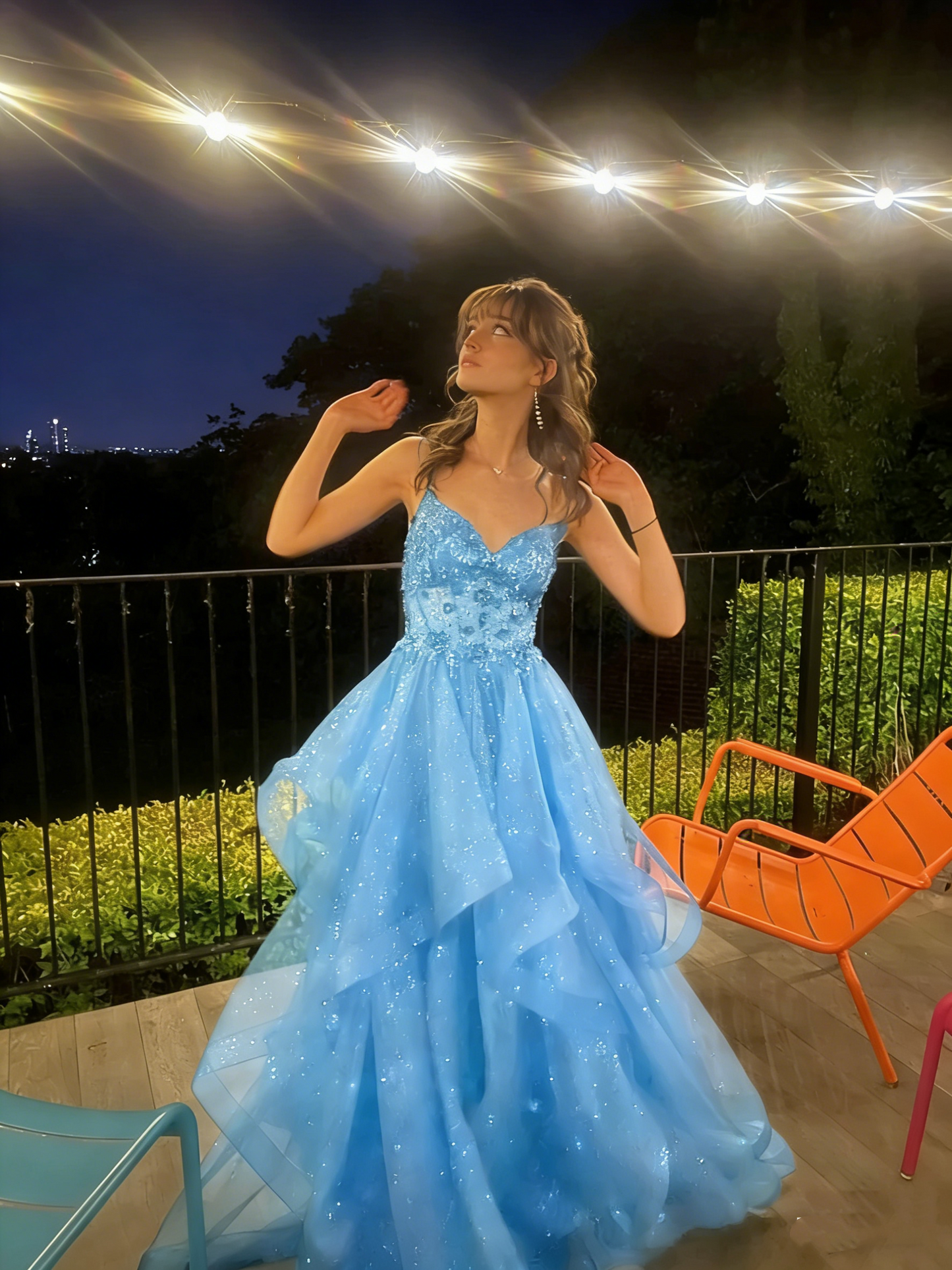 Vintage-Ballkleid mit Spaghettiträgern, marineblauer Tüll, langes Abendkleid, Inspiration für Partys und Abschlussbälle RA084