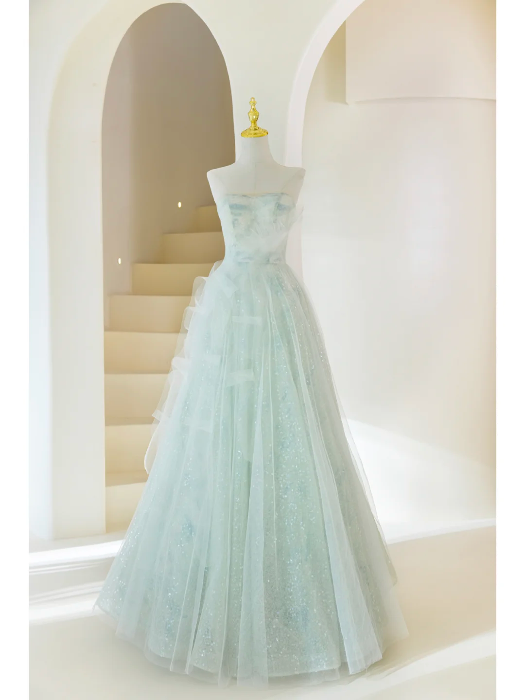 Einzigartiges Ballkleid, trägerlos, Tüll, Mintgrün, Abschlussballkleider für Senioren, ästhetische Ballkleider, formelle Outfits, Abschlusskleid RB008