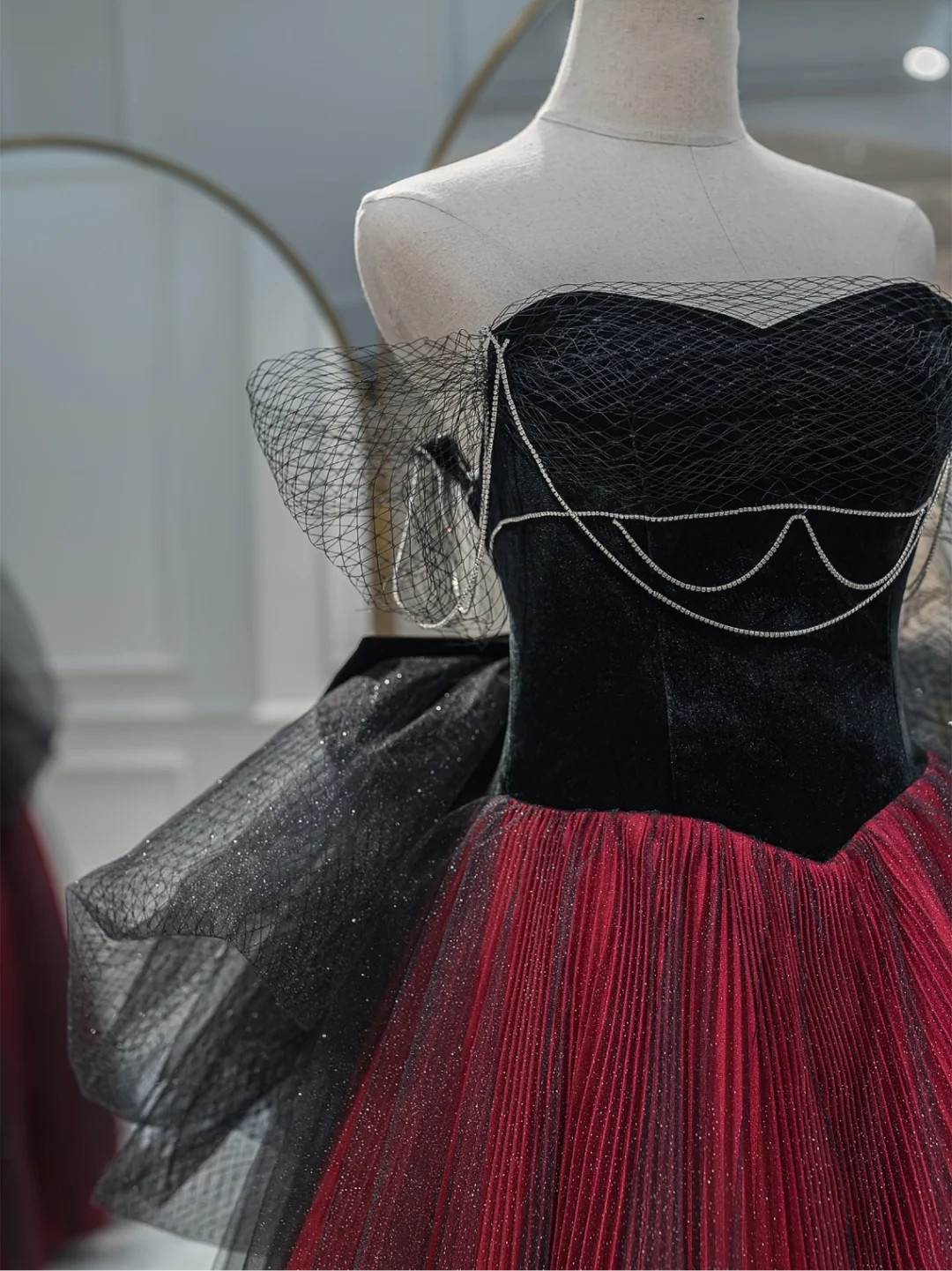 Modest Ball Gown Sweetheart Burgundy Black Tulle Prom Dresses Long Party Dress Birthday Outfit Teenagers Graduation Dress RB1079