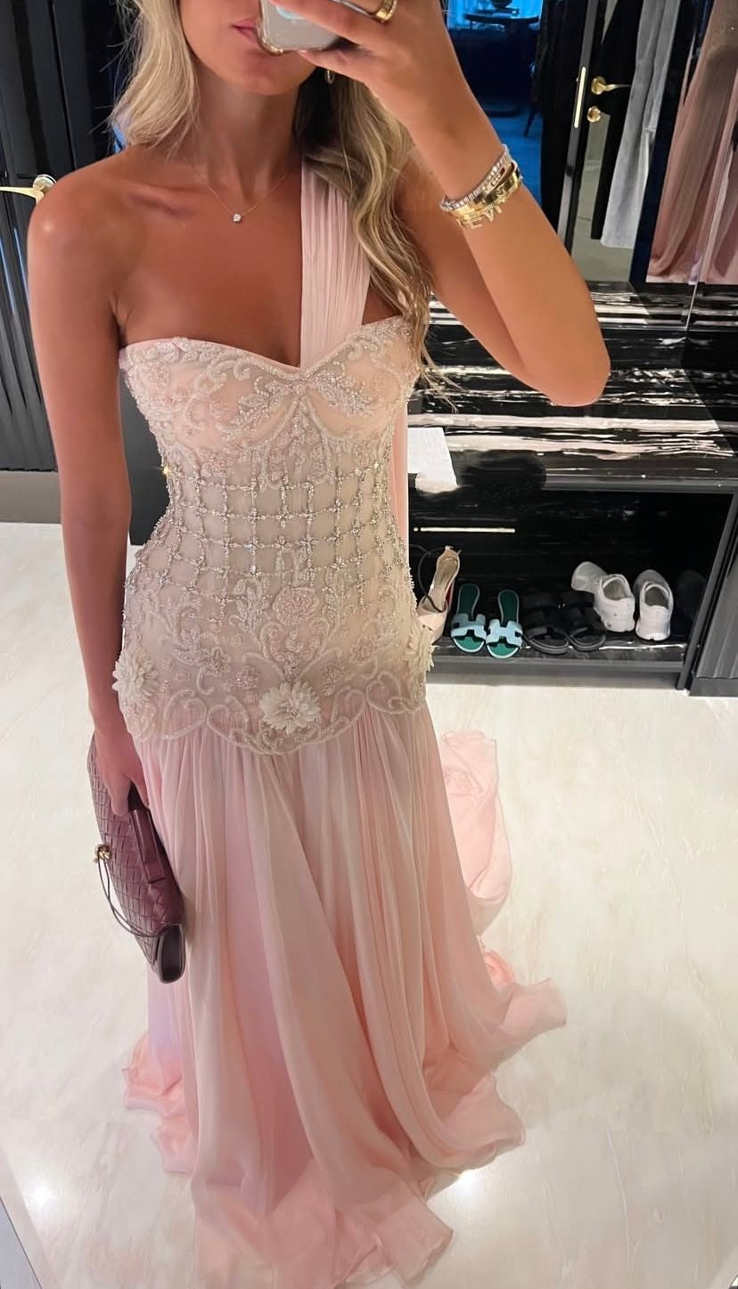 Exquisite Meerjungfrau One-Shoulder-Rosa-Chiffon mit silbernen Perlen Ballkleider Langes Partykleid 18. Geburtstag Outfits Ballkleid RB1345